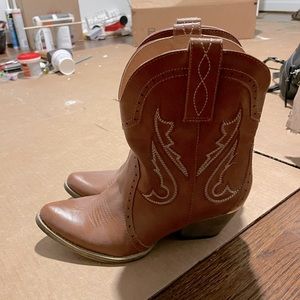 Very Volatile Women’s Markie Bootie